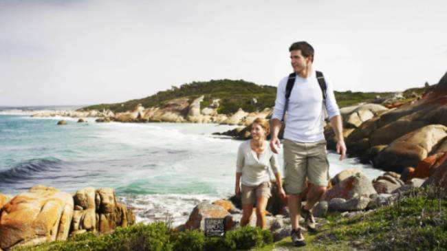 Explore the magnificent Bay Of Fires coastline | Tourism Tasmania Anson Smart