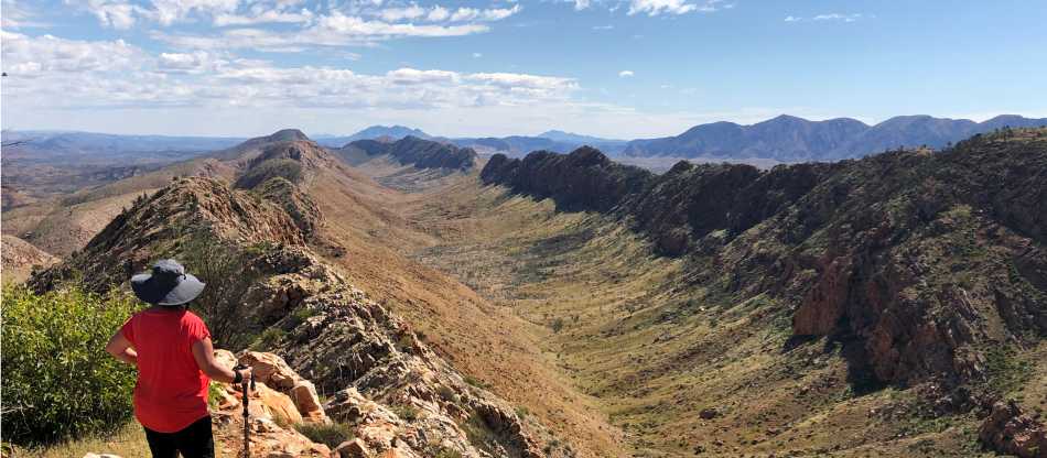 Classic Larapinta Trail Guided Walking Tour Hike the Larapinta