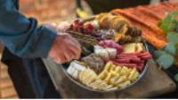 Enjoy healthy, delicious food on our Larapinta walks |  <i>Luke Tscharke</i>