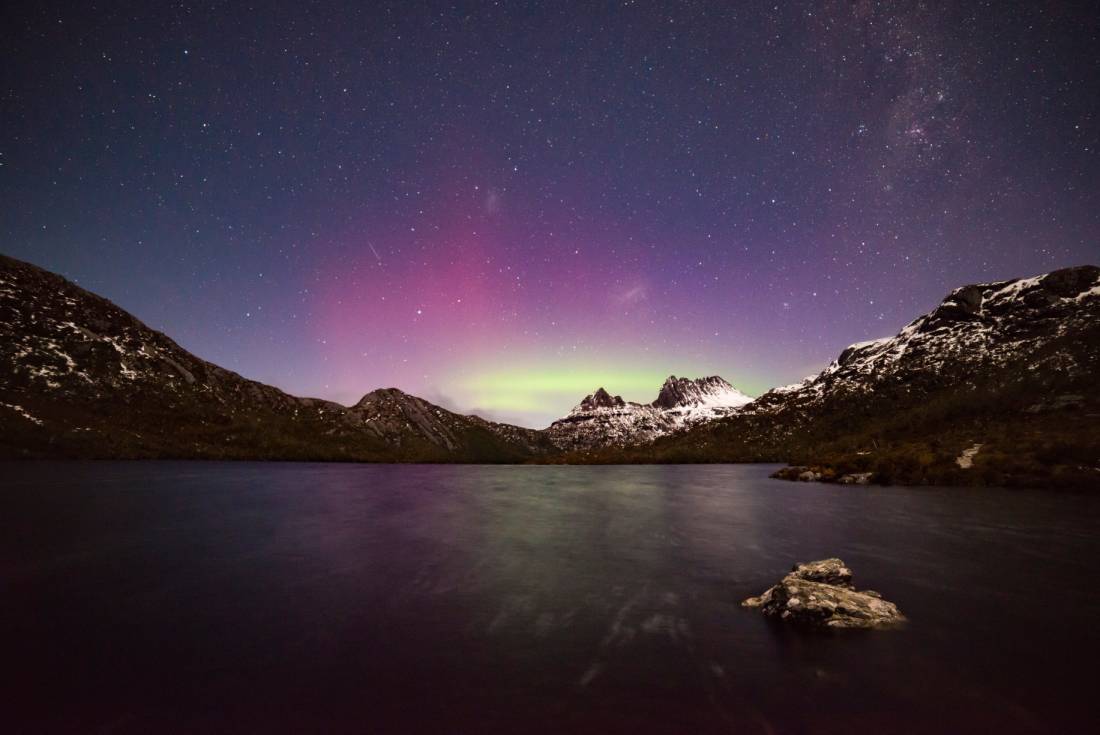 A rare light show colours the sky over Cradle Mountain |  <i>Pierre Destribats</i>