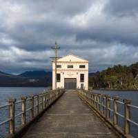 A room with a view at the luxury Pumphouse Point, Lake St Clair | Richard I'Anson
