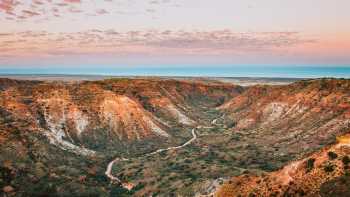 Trekking along the gorge, Cape Range National Park, Exmouth