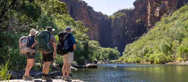Trekkers admiring Jim Jim Falls | Shaana McNaught